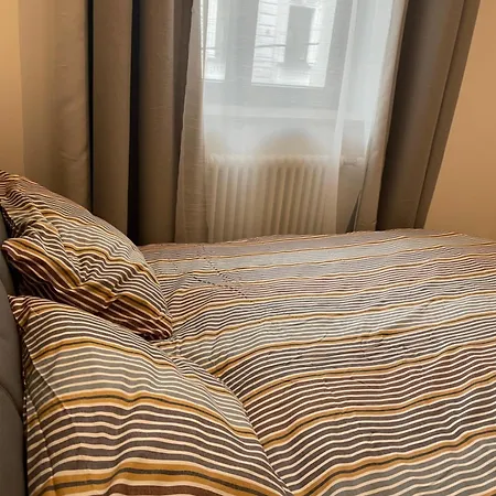 Modern And Brand New In Central District Apartment *