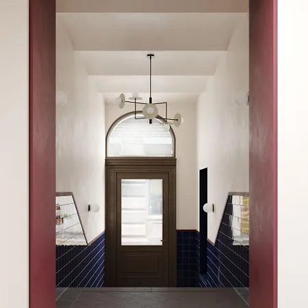 Modern And Brand New In Central District شقة *
